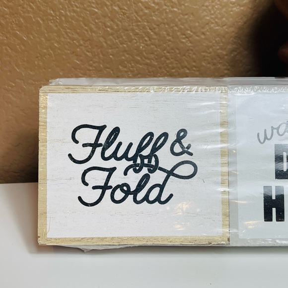 Target’s Bullseye’s 2020 Edition - “Fluff & Fold” 3 Piece Hanging Signs - Picture 4 of 5